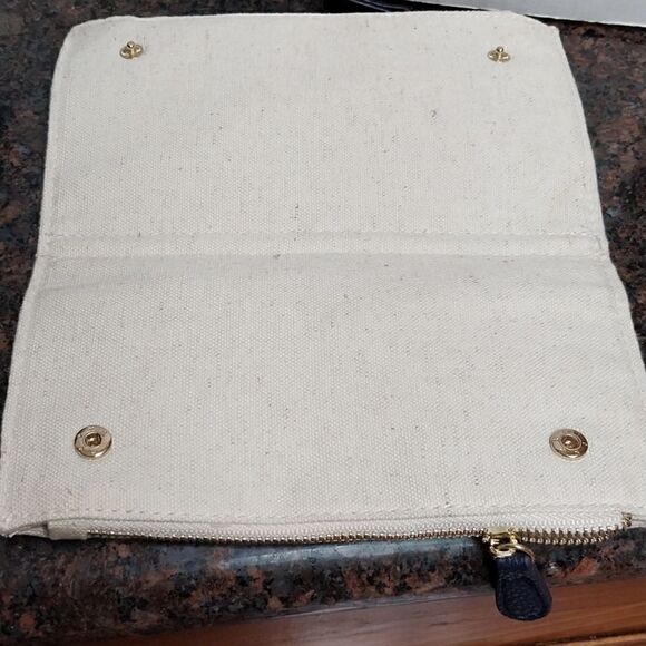 Charleston Rectangular Organizer - Picture 4 of 12